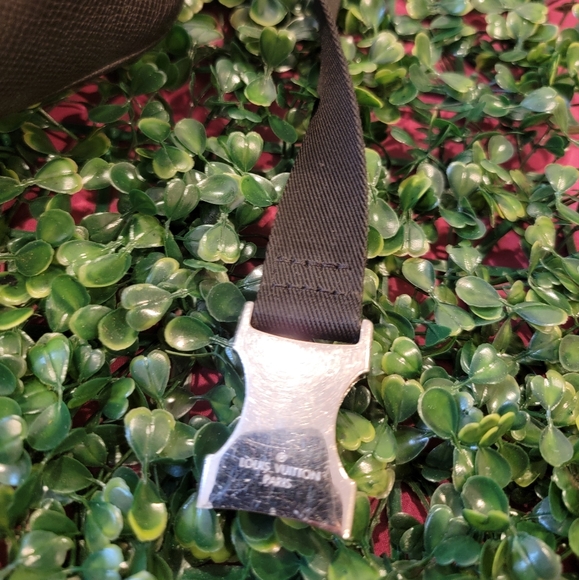 Louis Vuitton Bum Bag / Sac Ceinture - Picture 2 of 15